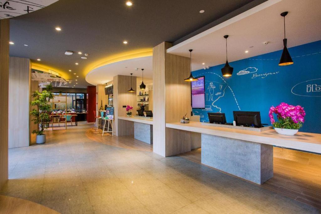 Hotel Ibis Kunming Beijing Rd Exterior foto
